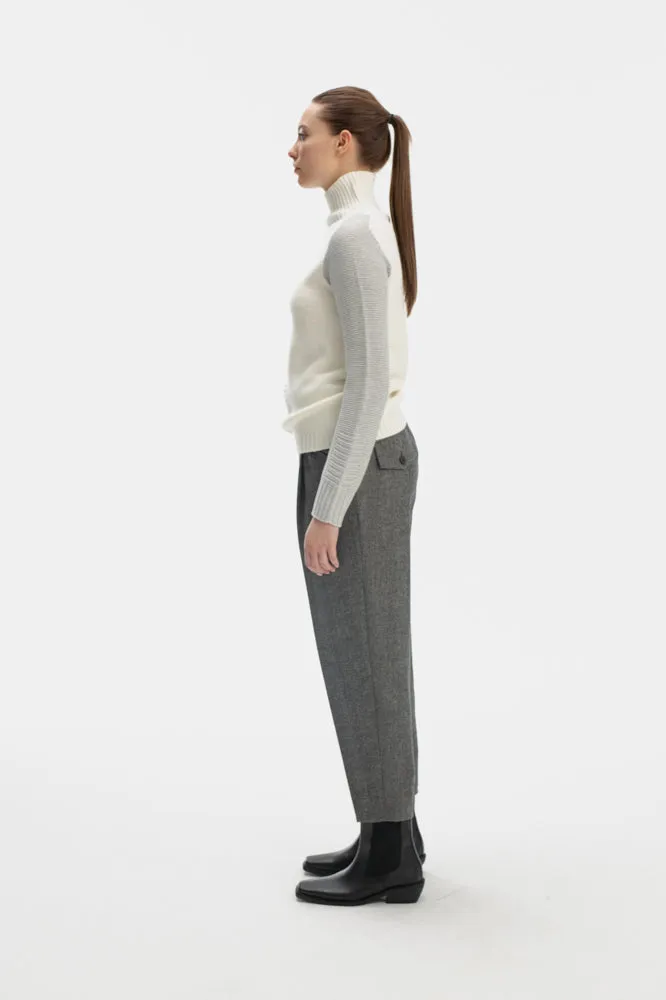 GREY AND MILK TURTLENECK SWEATER