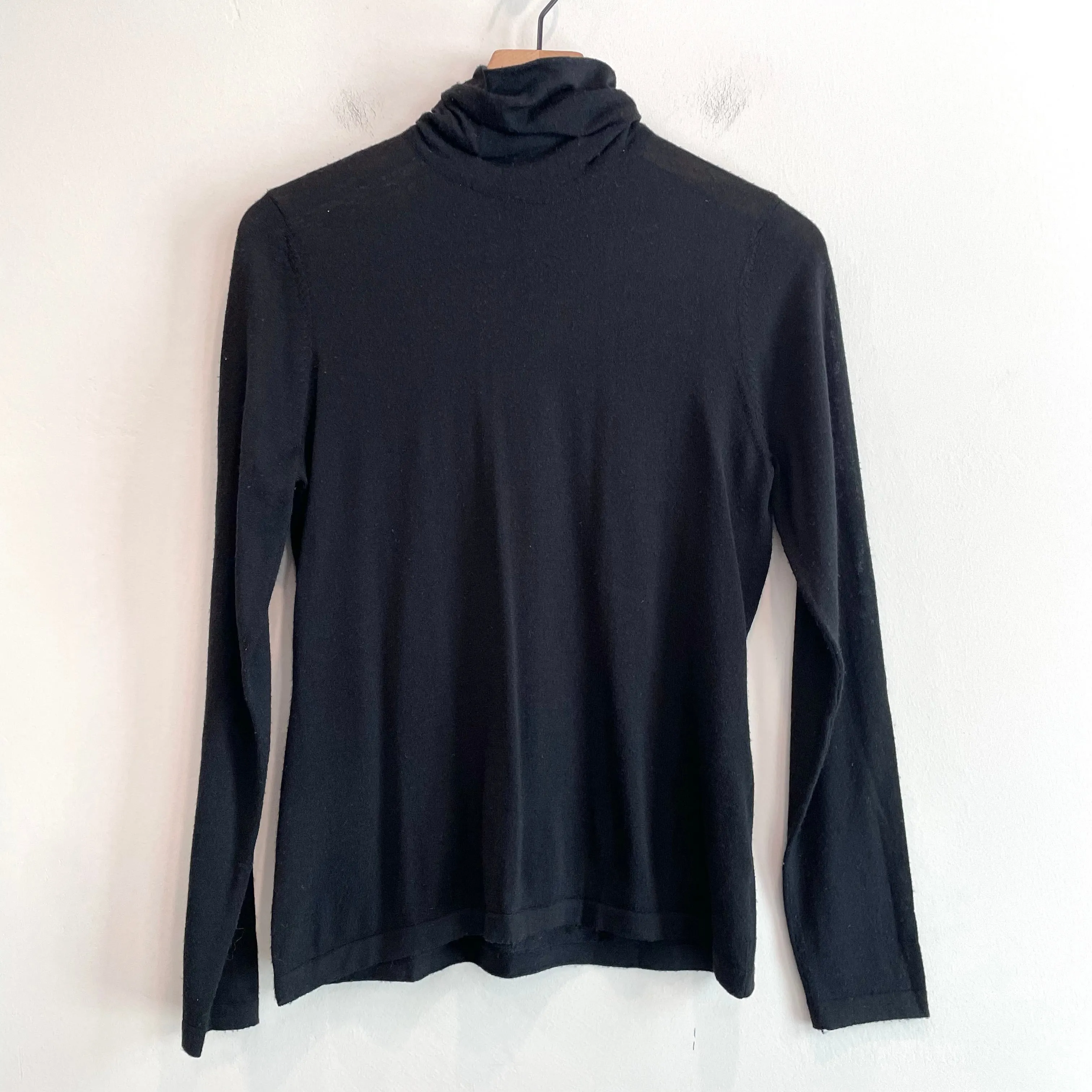 Merino Lightweight Sweater