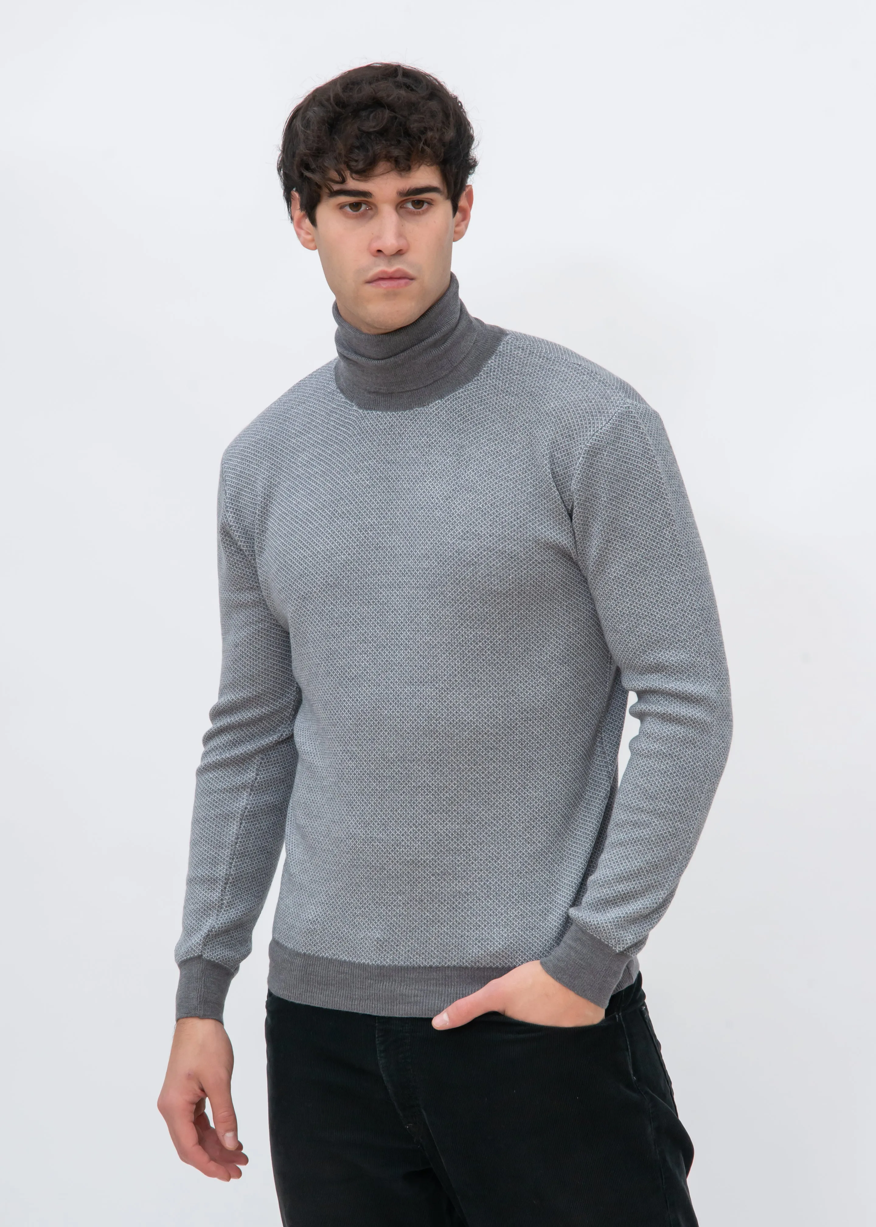 MERINO SALT AND PEPPER TURTLENECK SWEATER