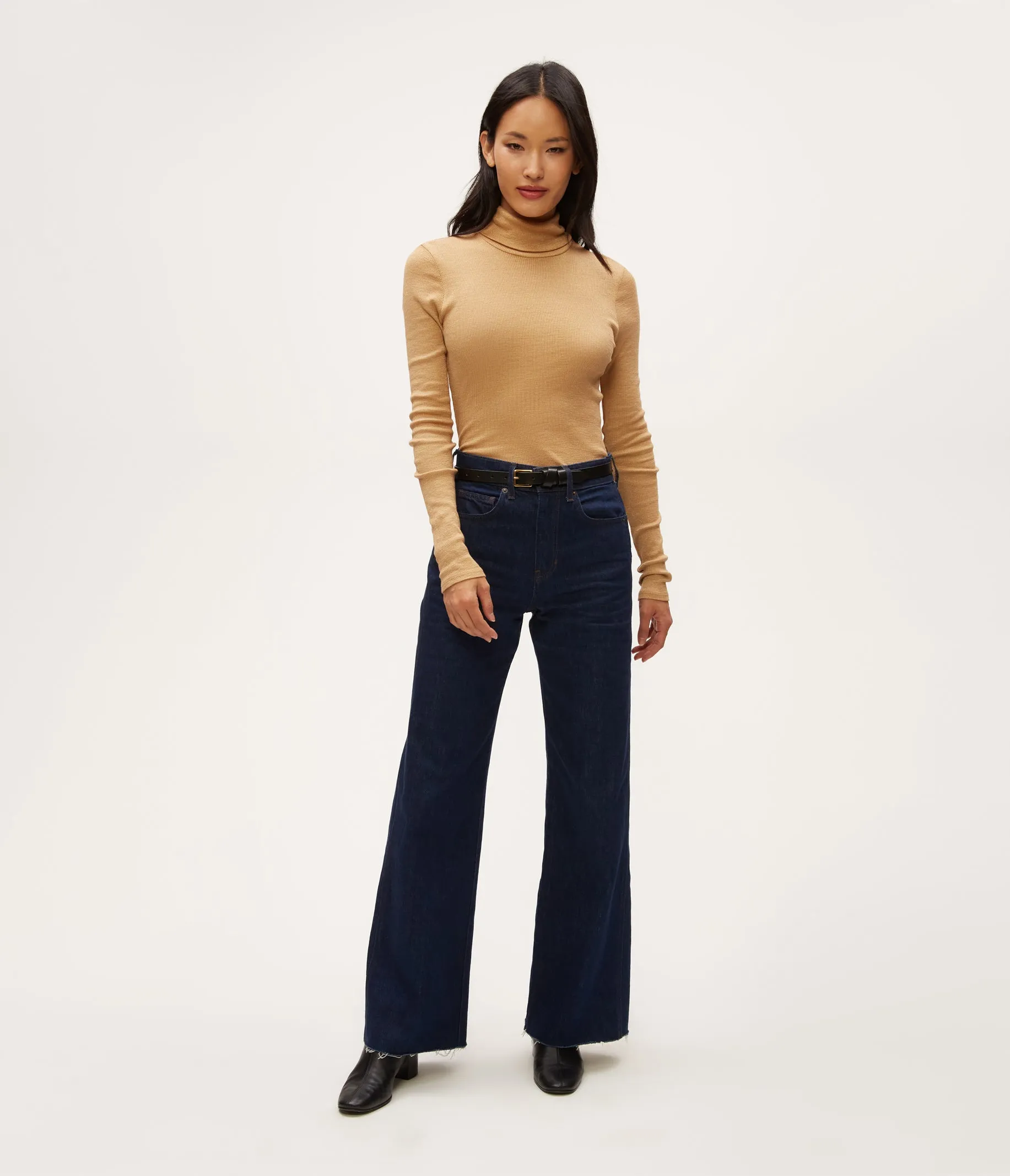 Nessa Shine Turtleneck